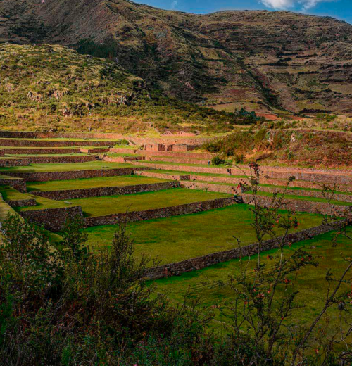 Tour Tipón – Pikillaqta – Andahuaylillas Medio Día
